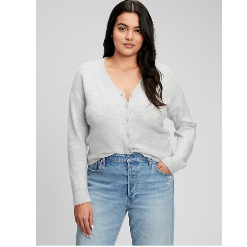 Gap Forever Cozy V neck Cardigan M